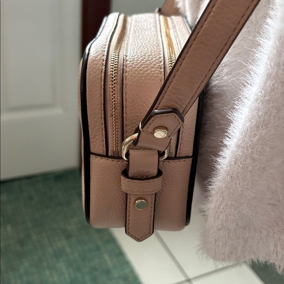 Kate Spade Mulberry Street Piper leather Beige/BK edge camera Crossbody Bag - Picture 11 of 14